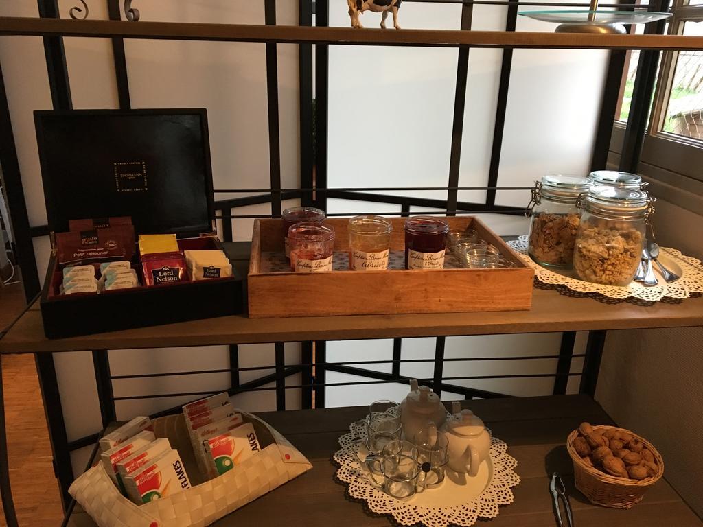 Lillebonne Hotel-Restaurant La P'Tite Auberge מראה חיצוני תמונה