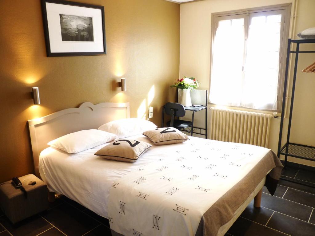 Lillebonne Hotel-Restaurant La P'Tite Auberge חדר תמונה