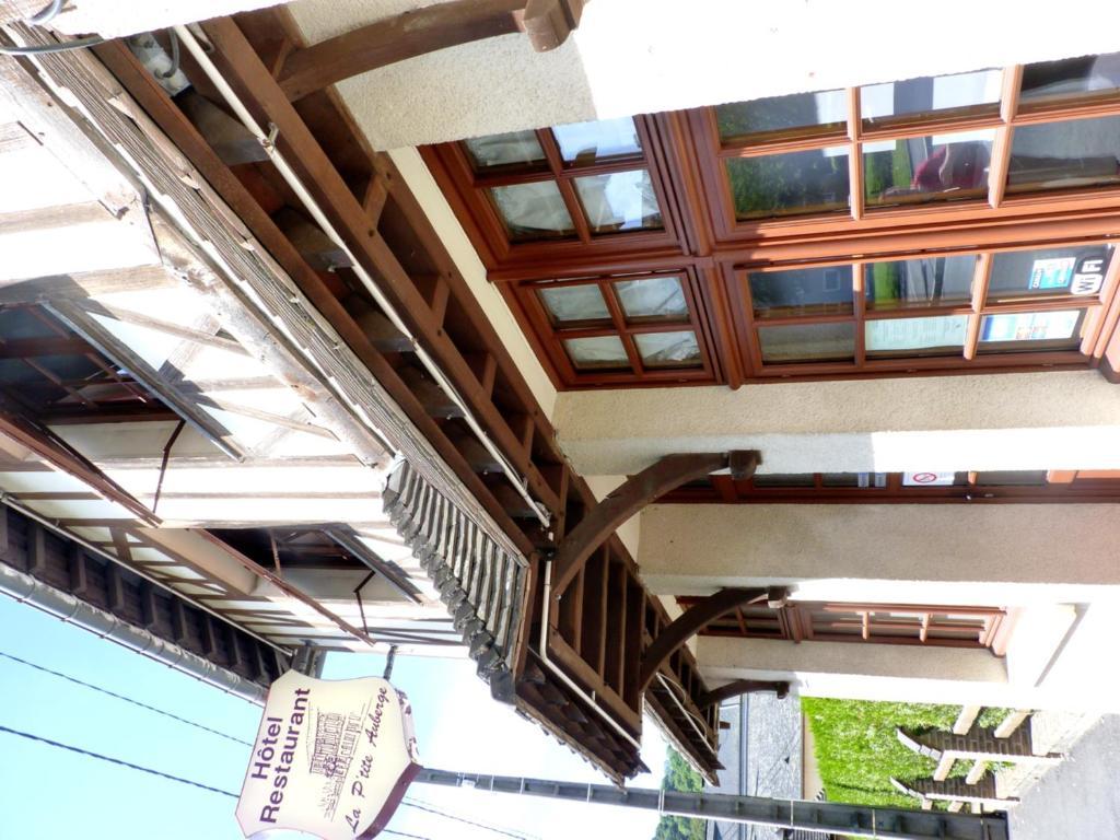 Lillebonne Hotel-Restaurant La P'Tite Auberge מראה חיצוני תמונה